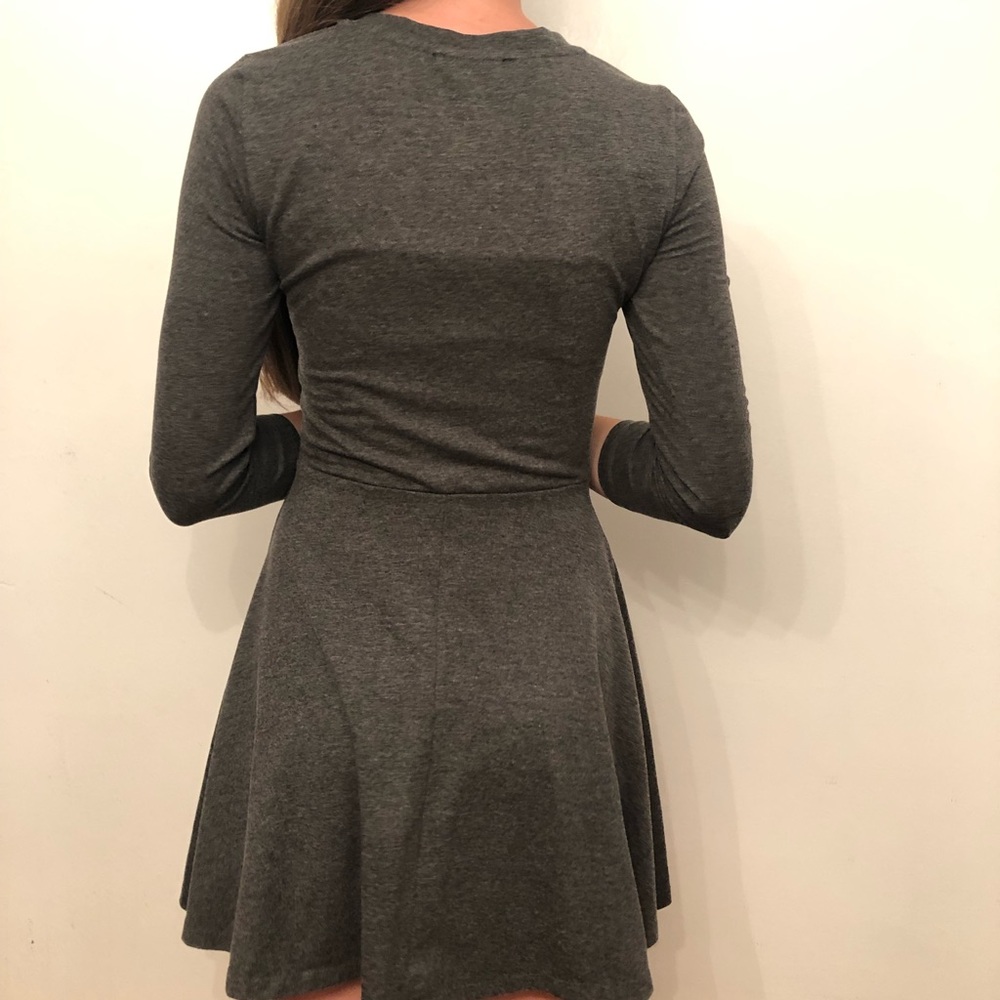 Grey long sleeve skater dress - Picture 2 of 3